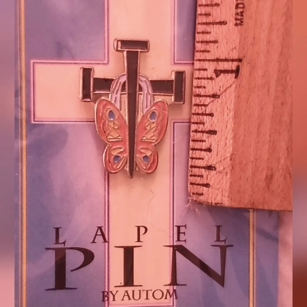 NEW Butterfly with Cross & Shroud of Jesus Enamel Lapel Pin Tie Tack Gifts